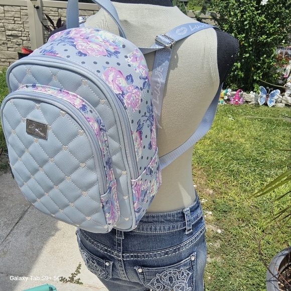BETSEY JOHNSON BLUE/GREY FLORAL LUV BETSEY BACKPACK - Picture 2 of 4